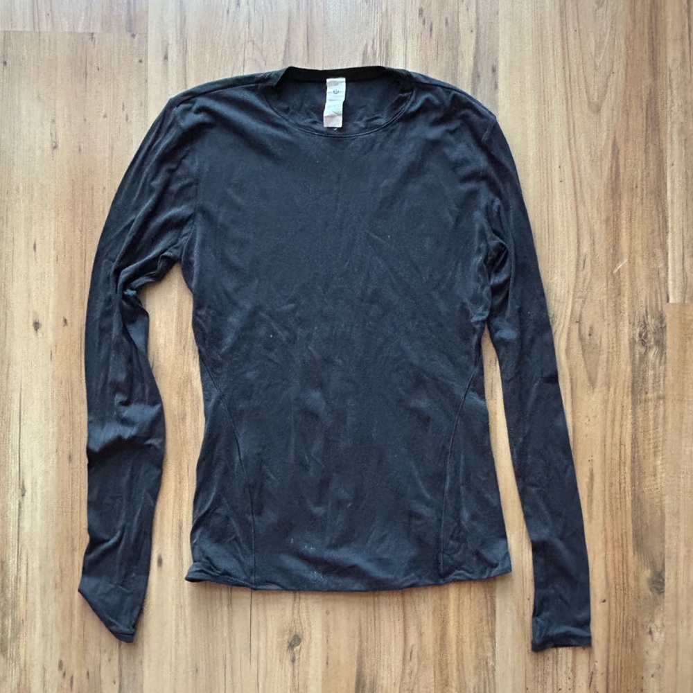 Lululemon Black Women‘s Top
